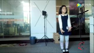 视频:韩国欧巴们唱印度神曲《我在东北玩泥》